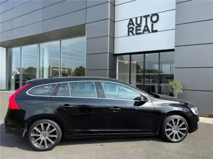 Photo 11 Volvo V60 T3 152 CH GEARTRONIC 6