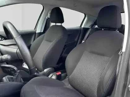 Photo 10 Peugeot 208  1.2 PureTech 82ch Style 5p