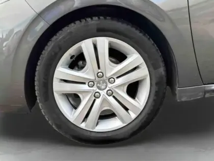 Photo 9 Peugeot 208  1.2 PureTech 82ch Style 5p