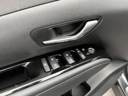 Photo 10 Hyundai Tucson  1.6 T-GDi 230ch Hybrid Creative BVA6