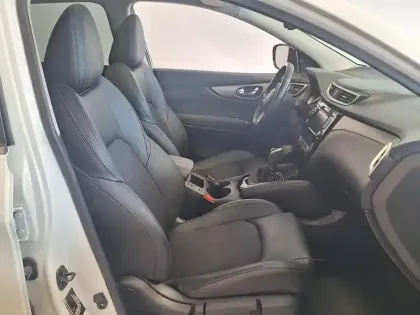 Photo 11 Nissan Qashqai  1.3 DIG-T 160ch Tekna DCT 2019