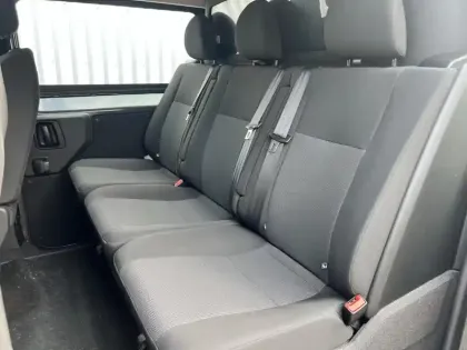 Photo 13 Peugeot Expert  Fg XL 2.2 Diesel 180ch Cabine Approfondie Fixe automatique