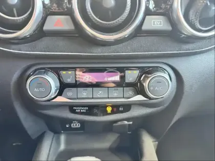 Photo 14 Nissan Juke  1.6 Hybrid 143ch N-Design