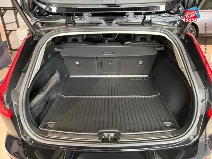 Photo 13 Volvo V60  T6 AWD 253+145ch Ultra Style Chrome Geartronic 8