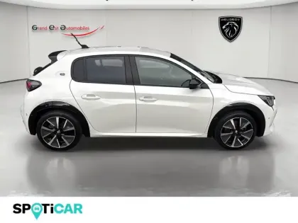 Photo 7 Peugeot 208  e- 136ch GT