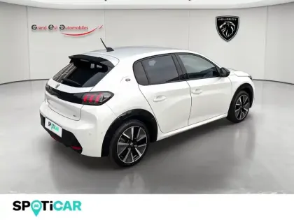 Photo 6 Peugeot 208  e- 136ch GT
