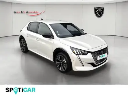 Photo 8 Peugeot 208  e- 136ch GT