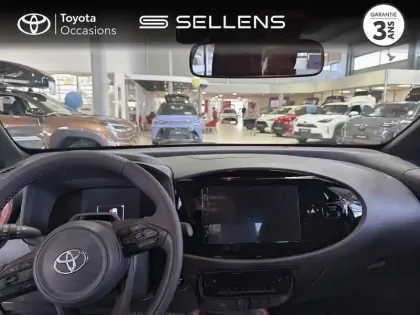 Photo 7 Toyota Aygo X  116h Graphic