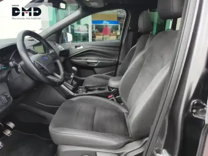 Photo 8 Ford Kuga  1.5 TDCi 120ch Stop&Start ST-Line 4x2