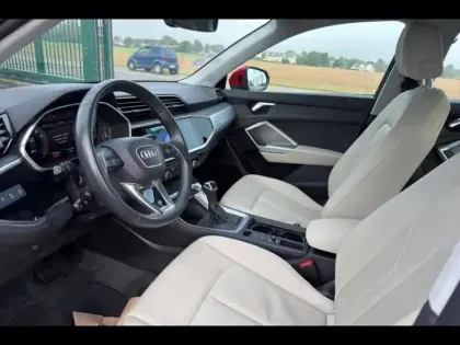 Photo 8 Audi Q3  35 TFSI 150ch Limited S tronic 7