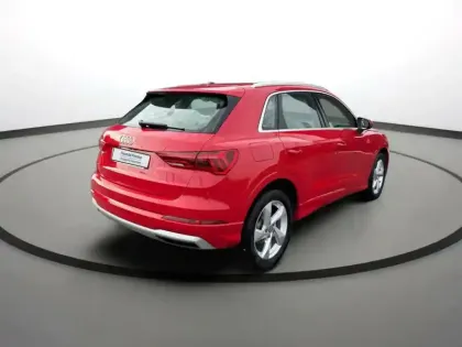 Photo 5 Audi Q3  35 TFSI 150ch Limited S tronic 7