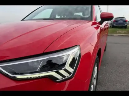 Photo 13 Audi Q3  35 TFSI 150ch Limited S tronic 7