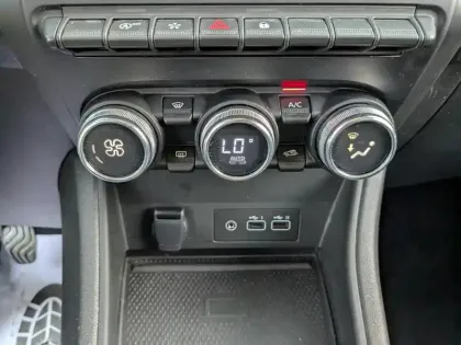 Photo 13 Renault Captur  1.0 TCe 90ch Techno