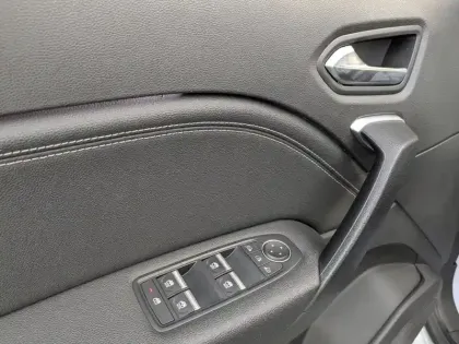 Photo 7 Renault Captur  1.0 TCe 90ch Techno