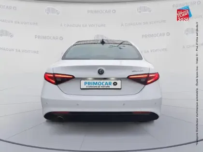 Photo 6 Alfa Romeo Giulia  2.0 TB 200ch Lusso AT8