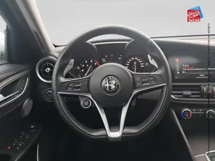 Photo 11 Alfa Romeo Giulia  2.0 TB 200ch Lusso AT8