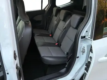 Photo 12 Renault Kangoo  1.5 Blue dCi 115ch Techno EDC