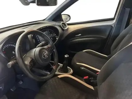 Photo 8 Toyota Aygo X  1.0 VVT-i 72ch Design MY23