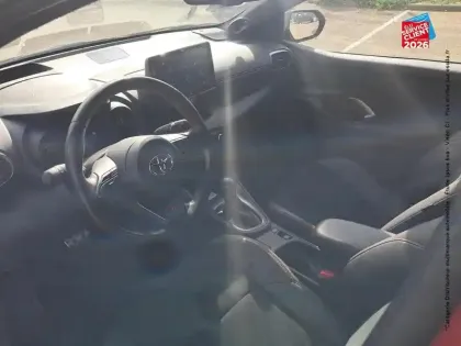 Photo 14 Toyota Yaris  116h GR Sport 5p MY22