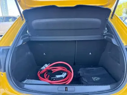 Photo 5 Peugeot 208  Electrique 50 kWh 136ch