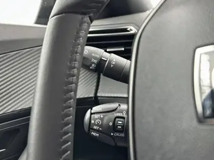 Photo 16 Peugeot 2008  100 S&S BVM6