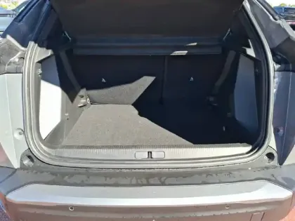 Photo 5 Peugeot 2008  Hybrid 145 e-DCS6