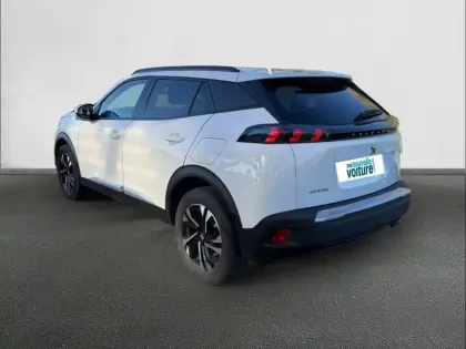 Photo 6 Peugeot 2008  BlueHDi 130 S&S EAT8