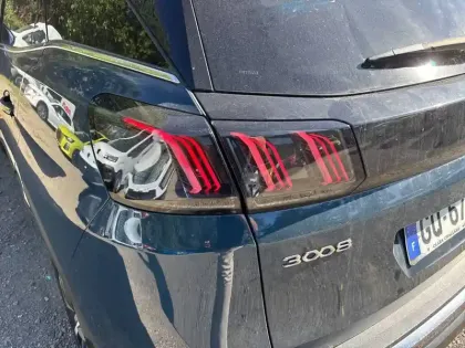 Photo 16 Peugeot 3008  BlueHDi 130ch S&S EAT8