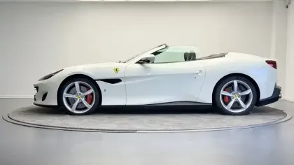 Photo 7 Ferrari Portofino  4.0 V8 600 ch