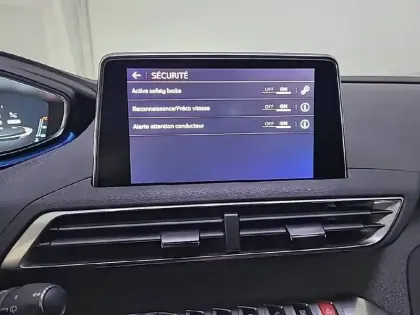 Photo 43 Peugeot 3008  BlueHDi 130ch S&S EAT8