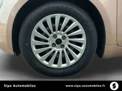Photo 8 Fiat 500  e 95 ch