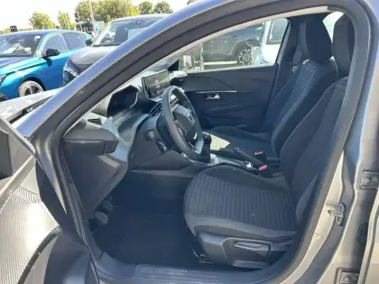 Photo 6 Peugeot 208  PureTech 75 S&S BVM5