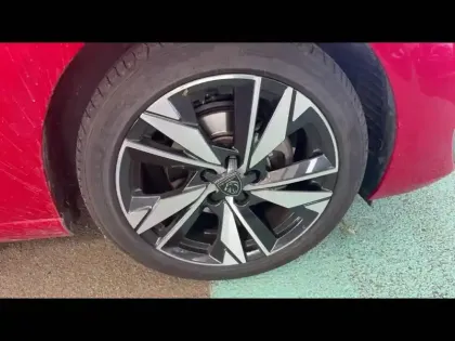 Photo 15 Peugeot 308  PureTech 130ch S&S EAT8