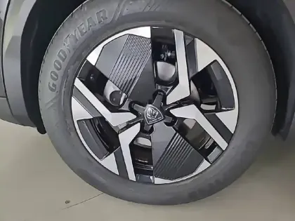 Photo 34 Peugeot 2008  PureTech 100 S&S BVM6
