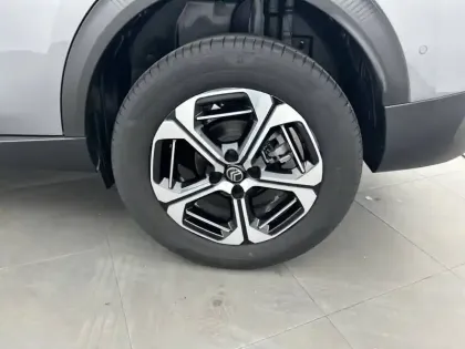 Photo 12 Citroën C3 Aircross  Hybride 145 ch Aut