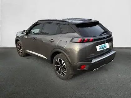 Photo 6 Peugeot 2008  PureTech 130 S&S EAT8