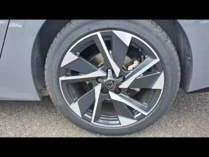 Photo 5 Peugeot 308  SW BlueHDi 130ch S&S EAT8