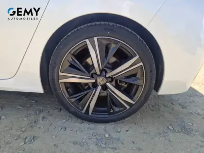 Photo 10 Peugeot 308  PHEV 225 e-EAT8