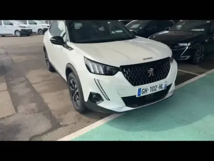 Photo 6 Peugeot 2008  PureTech 130 S&S EAT8