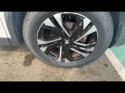 Photo 11 Peugeot 2008  PureTech 130 S&S EAT8