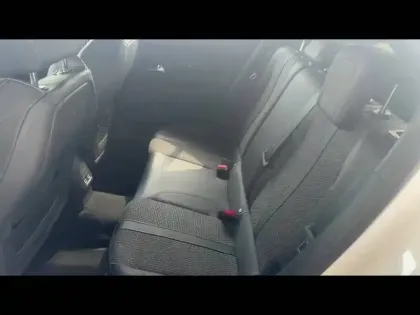 Photo 9 Peugeot 2008  PureTech 130 S&S EAT8