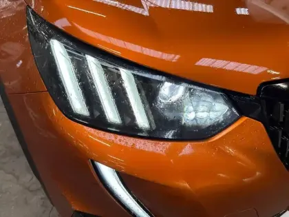 Photo 15 Peugeot 2008  PureTech 130 S&S EAT8