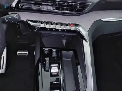 Photo 13 Peugeot 3008  Hybrid 225 e-EAT8