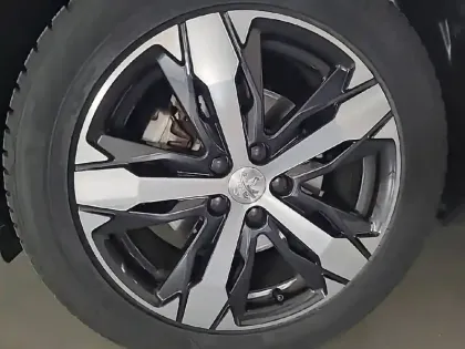 Photo 12 Peugeot 5008  BlueHDi 130ch S&S EAT8