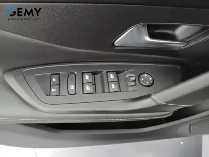 Photo 11 Peugeot 308  PHEV 225 e-EAT8