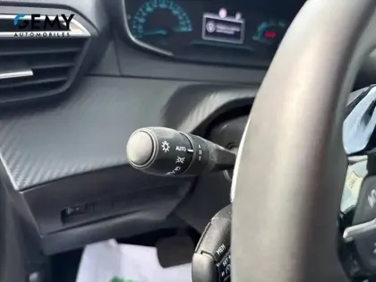 Photo 16 Peugeot 208  Hybrid 100 e-DCS6