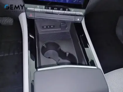 Photo 13 Renault Espace  full hybrid E-Tech 200 ch 7pl
