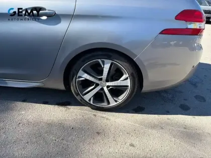 Photo 14 Peugeot 308  SW 2.0 BlueHDi 180ch S&S EAT6