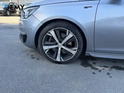 Photo 10 Peugeot 308  SW 2.0 BlueHDi 180ch S&S EAT6