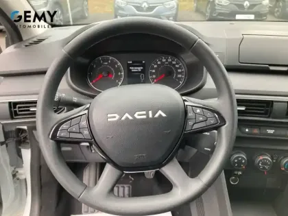 Photo 27 Dacia Sandero  SCe 65